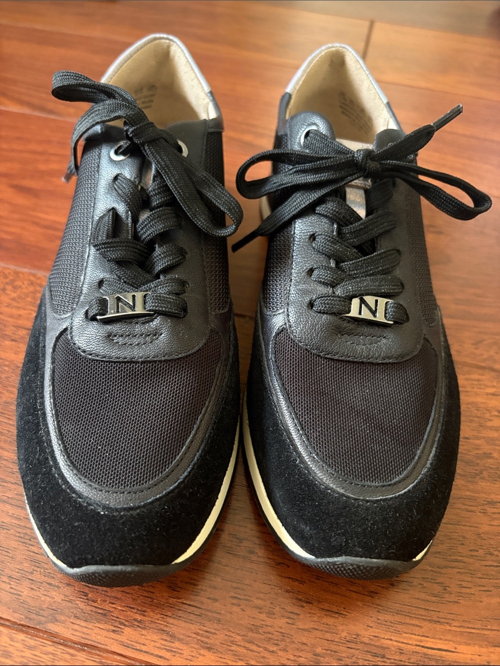 Naturalizer Black Women's Lace-Up Sneakers